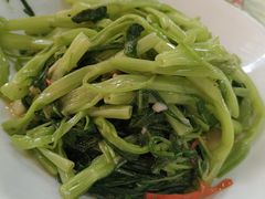 -南沙辉记烧鸡·荔枝木炭火吊烧(旧镇店)