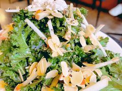 羽衣苹果沙拉-WOLFGANG PUCK KITCHEN & BAR(迪士尼小镇店)