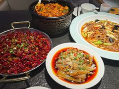 -万重锦·人文川菜馆(骡马市店)