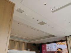 -泓历皇朝酒店(东亭店)