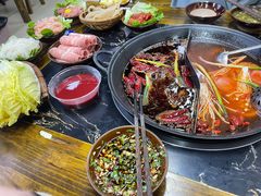-乖嬢嬢重庆老火锅(南联店)