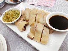 真味白切鸡-粤·向群饭店(龙津东路总店)