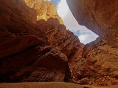 -天山神秘大峡谷