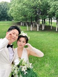 -MAO亲爱的猫婚纱摄影工作室