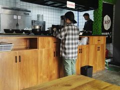 -潮里屯(唯品同创汇店)