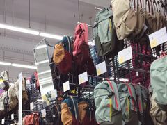 -迪卡侬(金龙湖店)