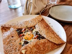 鸡蛋蘑菇熏肉荞麦可丽饼-RAC BAR(安福路店)