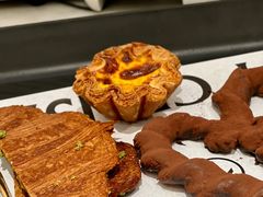 -HOT CRUSH趁热集合·现烤面包(上海环球港店)