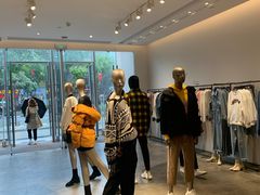 -URBAN REVIVO(西安Momopark店)
