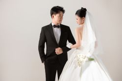 -莫兰迪婚纱摄影