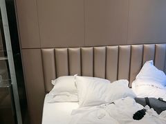 -蓬客精品酒店(南山海岸城购物中心店)