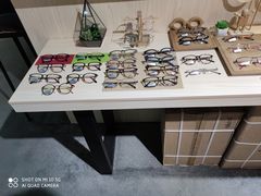 -Trend1881视光·蔡司视觉(领展广场店)