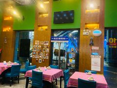 -香巴拉云南餐厅(华莱坞店)