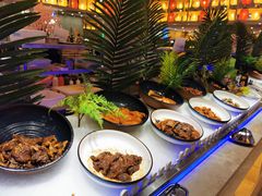 -锤头鲨毛肚海鲜烤肉自助餐厅(国购广场店)