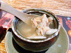 椰子鸡汤-喜越泰莱·泰越料理(海逸新天地店)