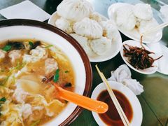 -四平包子铺