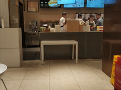 -奈雪的茶(金鹰广场店)