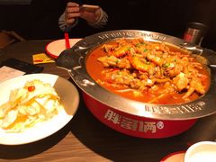 -胖哥俩肉蟹煲(湖滨银泰in77店)