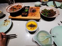 -巷子里小酒馆(西三道街店)