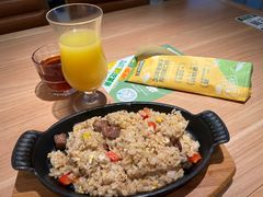 黑椒雪花牛肉粒炒饭-豪客来牛排(天阳D32店)