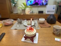 -花花卷卷·鲜食蛋糕(静安久光百货店)