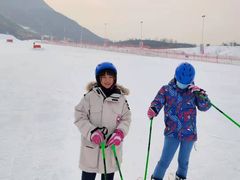 -荣盛康旅野三坡滑雪场