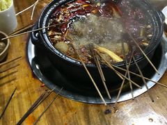 -灌县老妈砂锅串串香(万科红生活广场店)