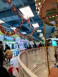 -莫莉幻想儿童乐园(武汉保利广场店)