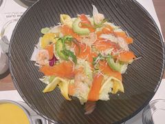 鲑鱼大虾海鲜沙拉-西堤牛排(合肥之心城店)