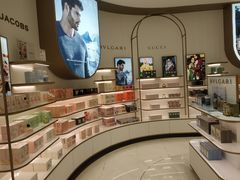 -国药中服免税(北京坊店)