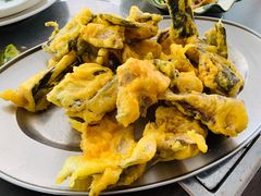 酥炸鱼骨-鸿渡渔庄·特色鸭咀鱼