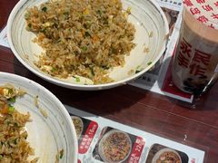 -扬二春炒饭(国庆路总店)