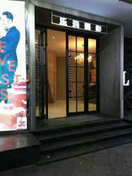 -乐玛婚纱摄影(解放北路店)