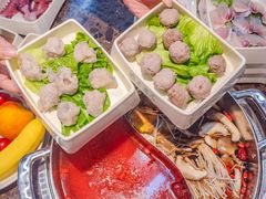 -来龍儿鲜切牛肉自助老火锅