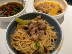 -左庭右院鲜牛肉火锅(金山万达店)