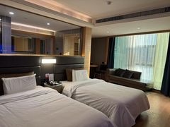 -艾豪森酒店(西安大雁塔大唐不夜城店)