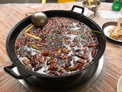-鸿顺老铁锅美蛙鱼府(解放碑店)