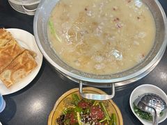 -老来福·非遗酸汤兔(凯旋路店)