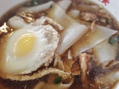 -裕新楼粉面馆·石磨手工粉(四方坪店)