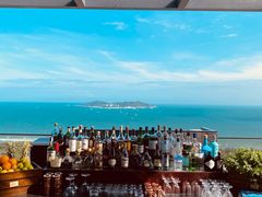 -瑰丽酒店·海吧·天际下午茶·现场DJ·天台酒吧