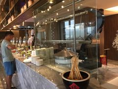 自助取餐区-华侨城嘉途酒店·屋顶阳光餐厅