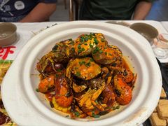 -肥肥虾庄·金牌油焖大虾(汉口城市广场店)