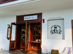-ZAZA.CAFE.BAR
