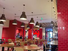 -城市大道红炉披萨烘焙坊