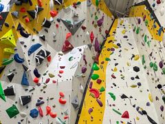 -问山MountQuest攀岩馆