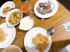 -努尔古丽奶茶