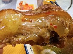 -明姨仔潮汕美食·碳炉猪脚·汕尾牛腩饭·起片鸡煲(起义路店)