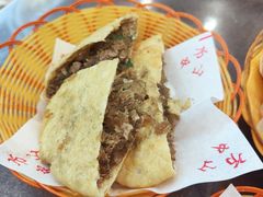 牛肉盒子-方中山胡辣汤(成都首店)