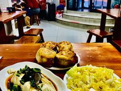 -宝瑞门钉肉饼店