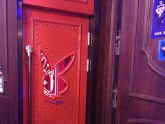 -UK派对KTV(日月广场店)